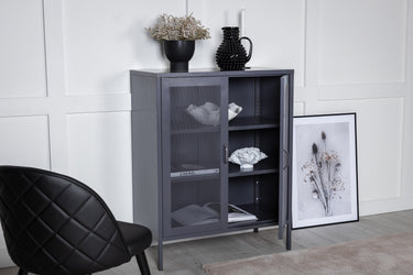 Venture Home Misha skab – Grå stål med netdøre – 80×102×40 cm
