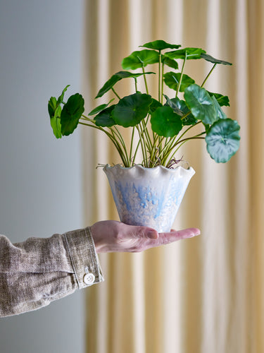 Bloomingville - Bertha Urtepotteskjuler, Blå, Stentøj - Ø14 × H10,5 cm