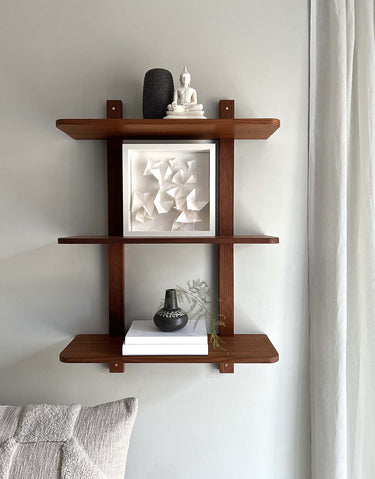 MOUD Home - NORD væghylde i ask - 60×83 cm