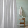 MOUD Home - WAFFLE Badeforhæng i hvid - 180×200 cm